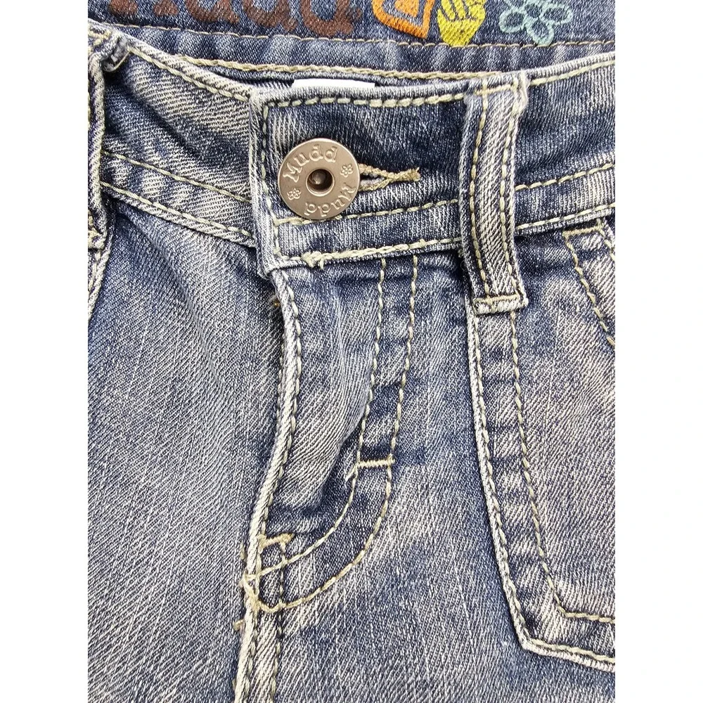 Mudd Womens Size 5 Blue Denim Bermuda Shorts Y2K Cuffed‎ Distressed DJBM11136